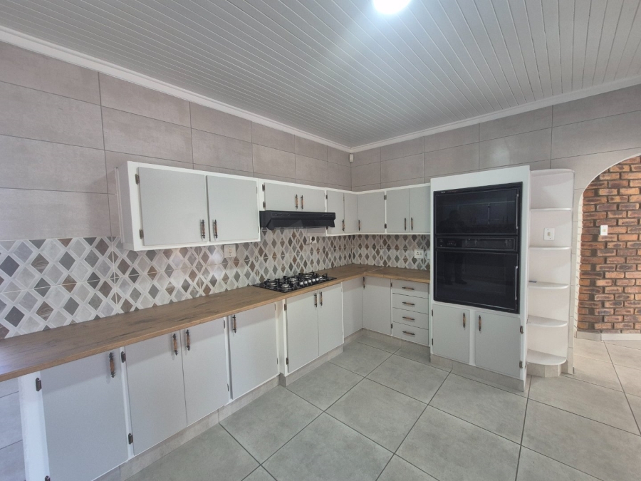 3 Bedroom Property for Sale in Vaalpark Free State